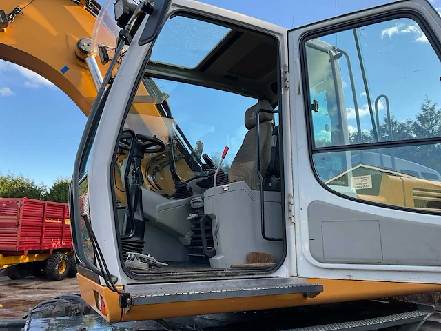 2008 liebherr a900c litronic banden graafmachine - afbeelding 7 van  29