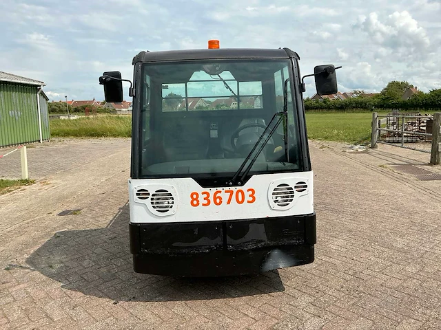 2008 linde p250 utility tractor - afbeelding 12 van  24