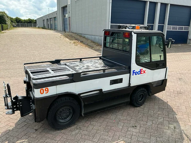 2008 linde p250 utility tractor - afbeelding 21 van  24