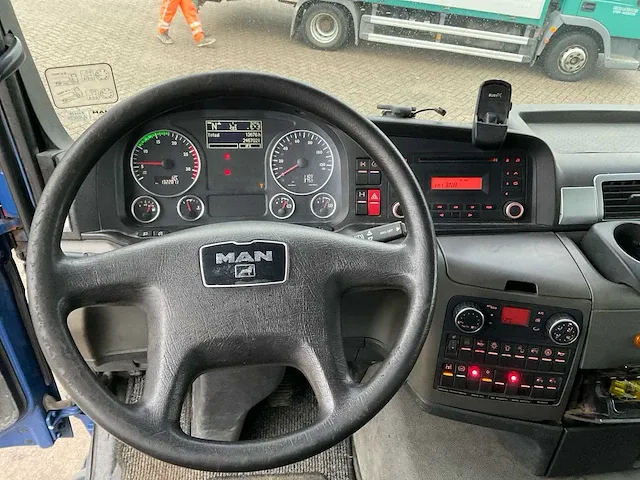 2008 man tgs 41.440 8x4 grondzuigwagen - afbeelding 33 van  60