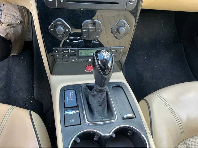 2008 maserati quattroporte sport gt personenauto - afbeelding 24 van  34