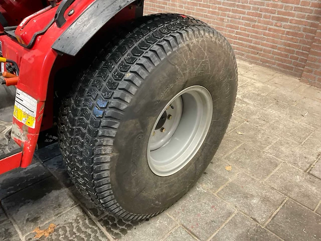 2008 massey ferguson 1531 tweewielaangedreven landbouwtractor - afbeelding 16 van  26