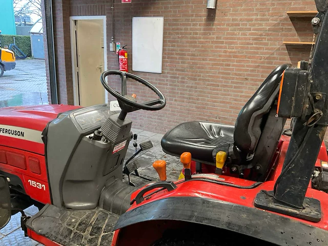 2008 massey ferguson 1531 tweewielaangedreven landbouwtractor - afbeelding 24 van  26