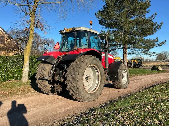 2008 massey ferguson 6490 dyna-6 vierwielaangedreven landbouwtractor - afbeelding 28 van  33