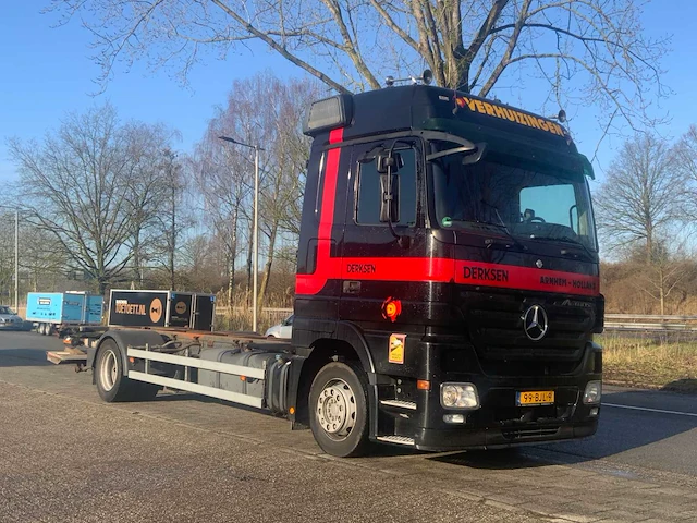 2008 mercedes-benz actros 930.03 1832l vrachtwagen container carrier 99-bjl-9 - afbeelding 34 van  42