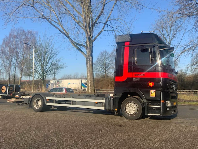 2008 mercedes-benz actros 930.03 1832l vrachtwagen container carrier 99-bjl-9 - afbeelding 40 van  42