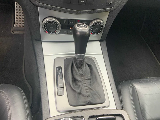 2008 mercedes-benz c-klasse c63 amg personenauto - afbeelding 31 van  41