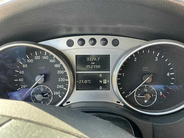2008 mercedes-benz m-klasse 320cdi bedrijfswagen - afbeelding 2 van  23