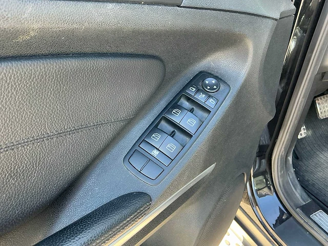2008 mercedes-benz m-klasse 320cdi bedrijfswagen - afbeelding 15 van  23