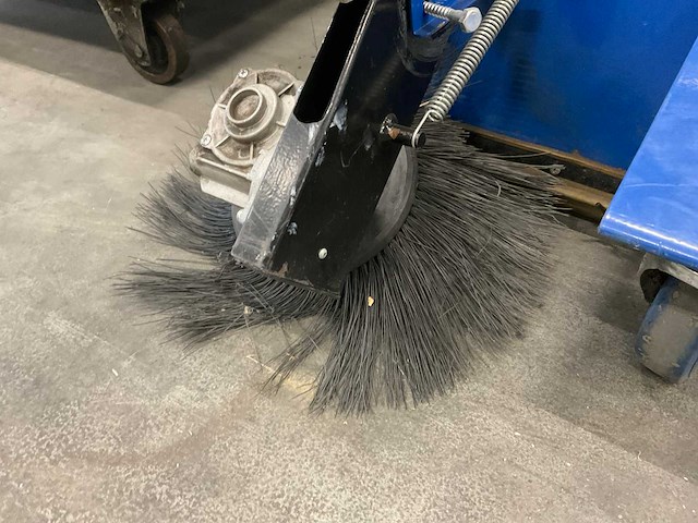 2008 mp 50bt zelfrijdende veegmachine - afbeelding 7 van  7