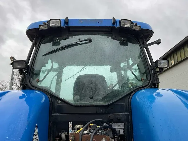 2008 new holland t6070 vierwielaangedreven landbouwtractor - afbeelding 11 van  34