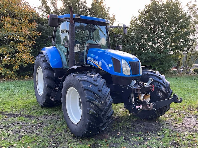 2008 new holland t6070 vierwielaangedreven landbouwtractor - afbeelding 32 van  37