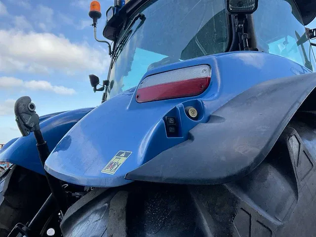 2008 new holland t7050 vierwielaangedreven landbouwtractor - afbeelding 7 van  32
