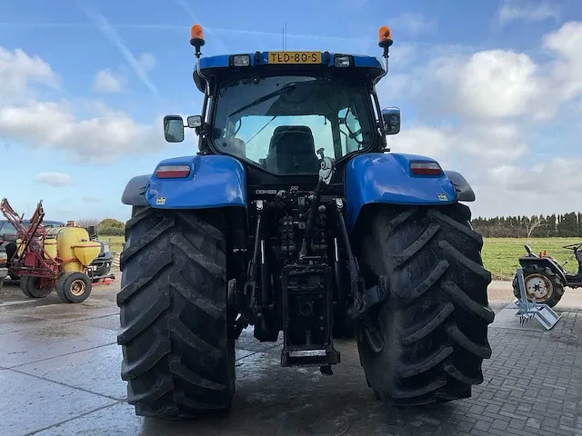 2008 new holland t7050 vierwielaangedreven landbouwtractor - afbeelding 8 van  32