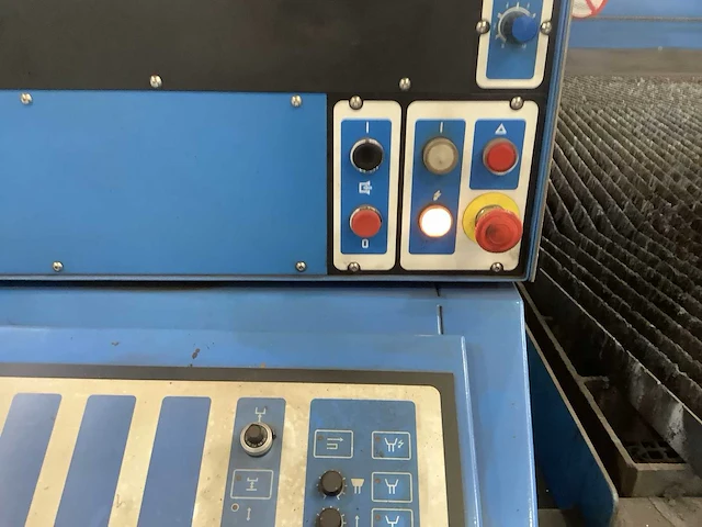 2008 oerlikon oxytome.b 30 e plasmasnijmachine - afbeelding 22 van  32