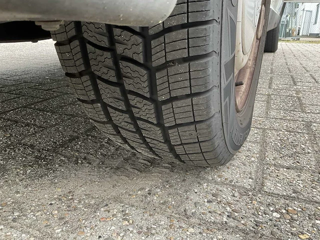 2008 peugeot expert 229 l2h1 1.6 hdi 16v-90 bedrijfswagen - afbeelding 15 van  28