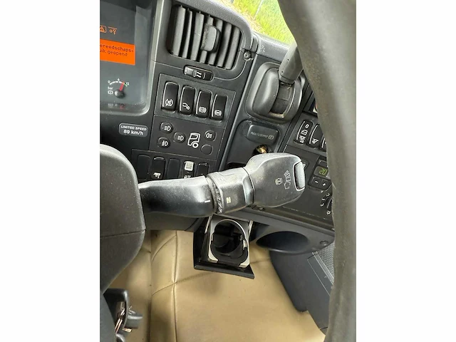 2008 scania 560 6x2 vrachtwagen - afbeelding 17 van  48
