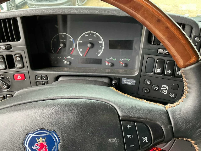2008 scania r500b 6x2 v8 vrachtwagen geconditioneerd - afbeelding 19 van  46