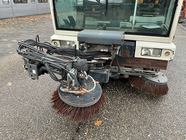 2008 schmidt compact 400 zelfrijdende veegmachine tps-45-f - afbeelding 5 van  30