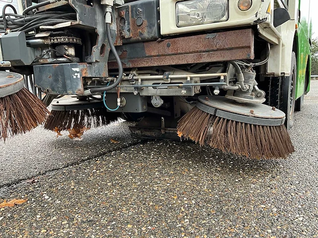 2008 schmidt compact 400 zelfrijdende veegmachine tps-45-f - afbeelding 6 van  30