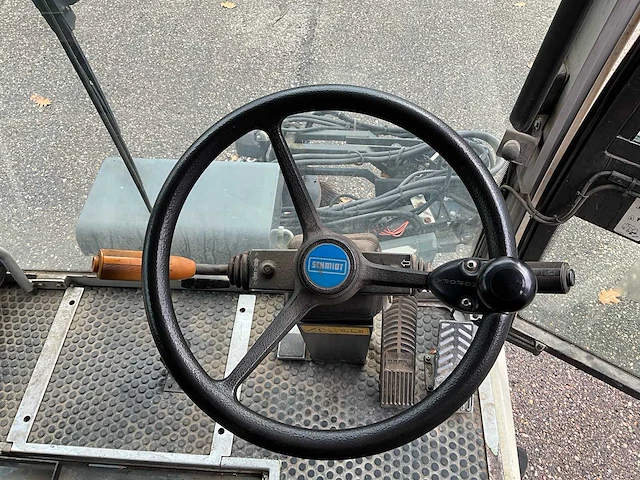 2008 schmidt compact 400 zelfrijdende veegmachine tps-45-f - afbeelding 14 van  30