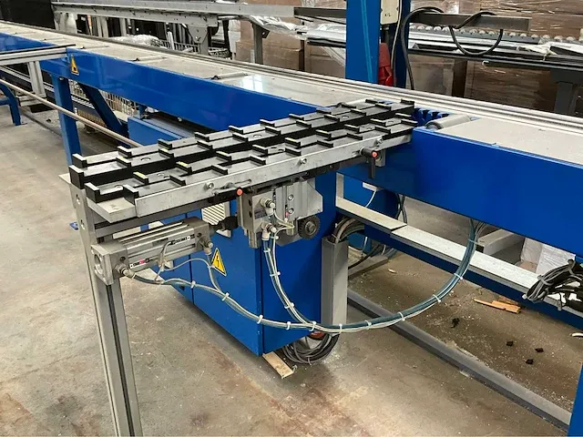 2008 schüco pgz+ glaslatprofiel afkortcirkelzaagmachine - afbeelding 15 van  32