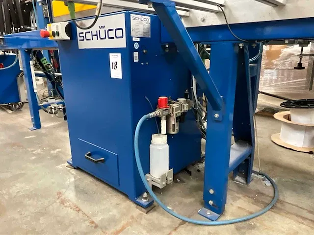 2008 schüco pgz+ glaslatprofiel afkortcirkelzaagmachine - afbeelding 23 van  32