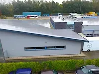 2008 showroom met werkplaats - afbeelding 24 van  100