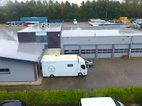 2008 showroom met werkplaats - afbeelding 25 van  100