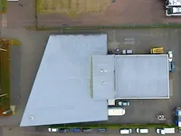 2008 showroom met werkplaats - afbeelding 27 van  100