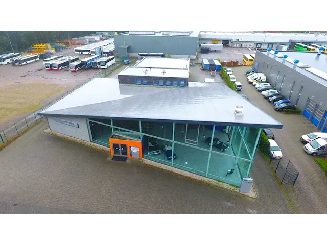 2008 showroom met werkplaats - afbeelding 2 van  100