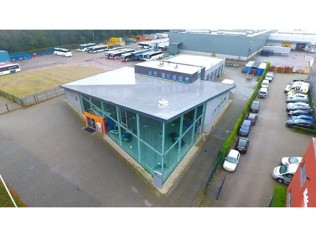 2008 showroom met werkplaats - afbeelding 3 van  100