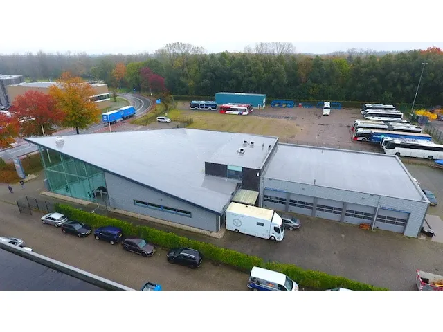 2008 showroom met werkplaats - afbeelding 5 van  100