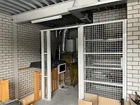 2008 showroom met werkplaats - afbeelding 72 van  100