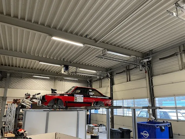 2008 showroom met werkplaats - afbeelding 77 van  100