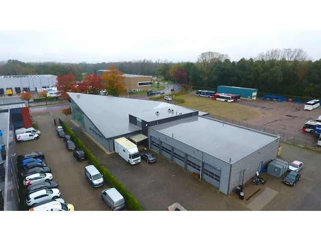 2008 showroom met werkplaats - afbeelding 7 van  100