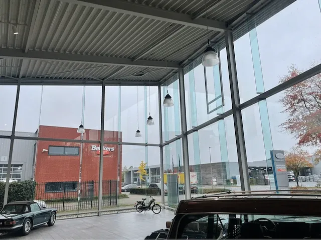 2008 showroom met werkplaats - afbeelding 87 van  100