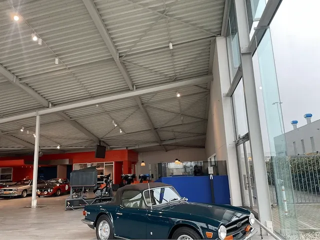 2008 showroom met werkplaats - afbeelding 90 van  100