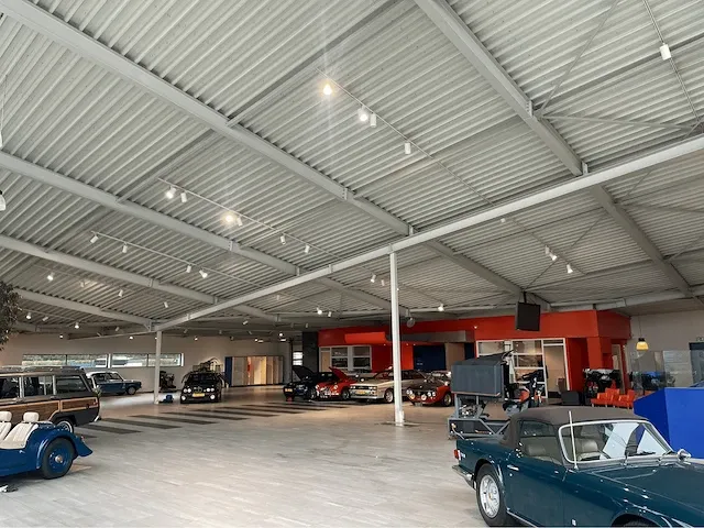 2008 showroom met werkplaats - afbeelding 91 van  100
