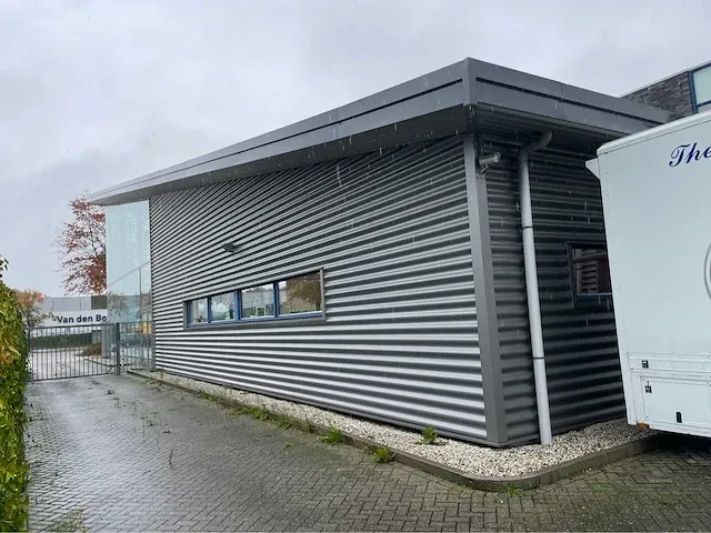 2008 showroom met werkplaats - afbeelding 43 van  100