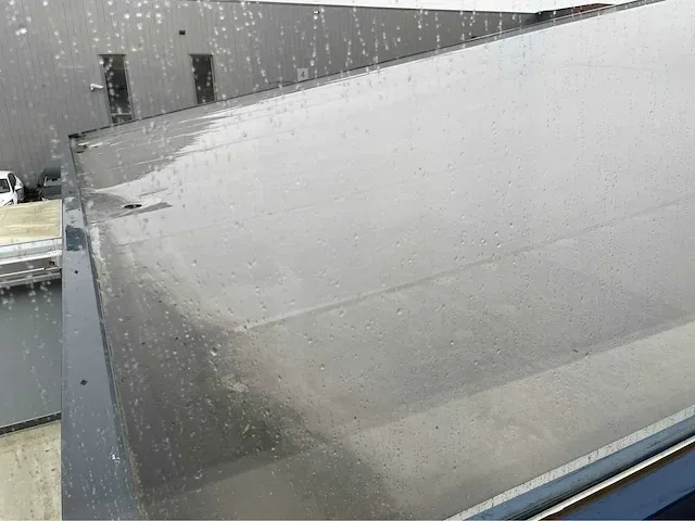 2008 showroom met werkplaats - afbeelding 66 van  100