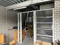 2008 showroom met werkplaats - afbeelding 71 van  100