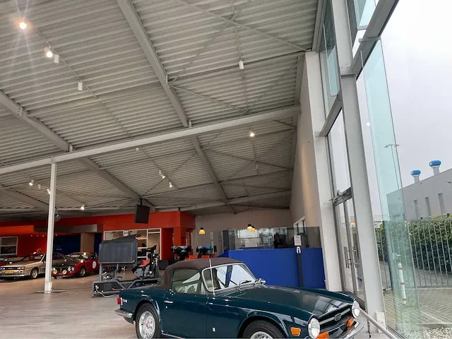 2008 showroom met werkplaats - afbeelding 91 van  100