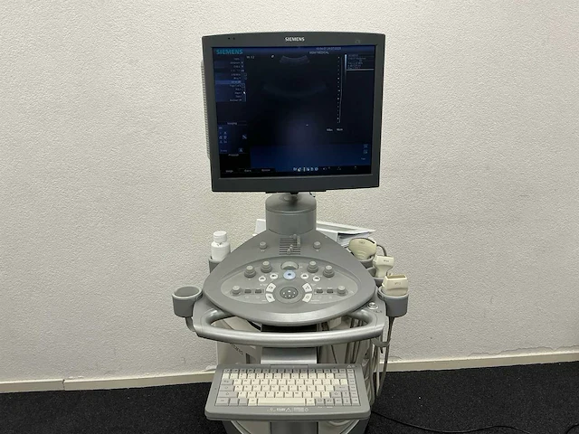2008 siemens acuson antares echo toestel - afbeelding 6 van  13