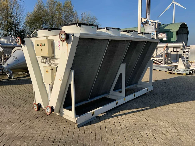 2008 sierra s.p.a. wdr 8 83 bt vloeistof koeler dry cooler - afbeelding 3 van  6