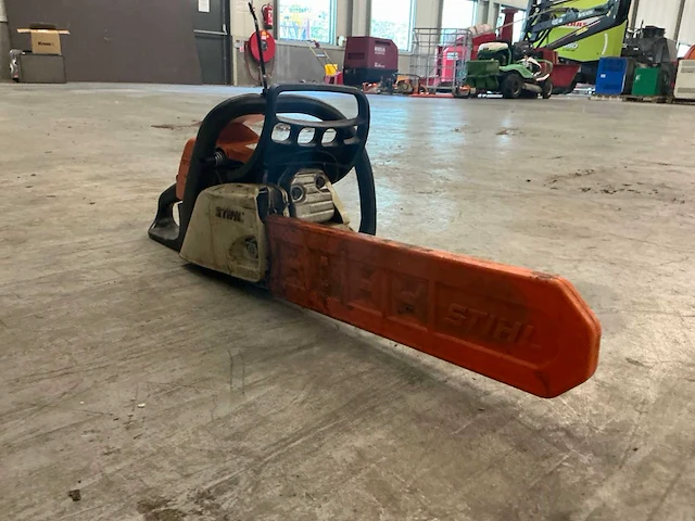 2008 stihl ms211 kettingzaag - afbeelding 3 van  5