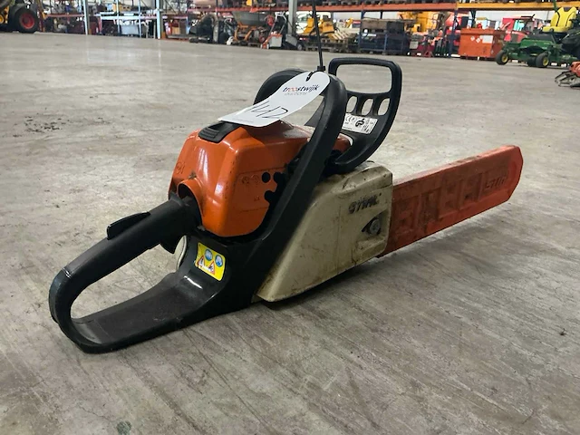 2008 stihl ms211 kettingzaag - afbeelding 4 van  5