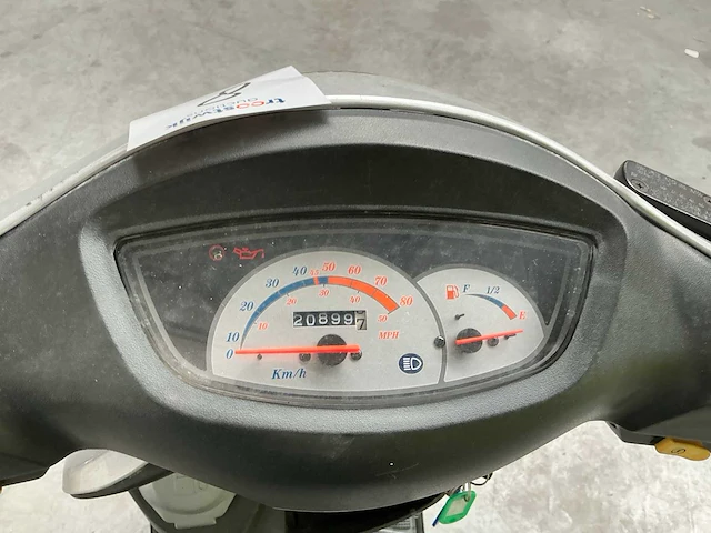 2008 sym dd50fix 45km/u brommer - afbeelding 11 van  13