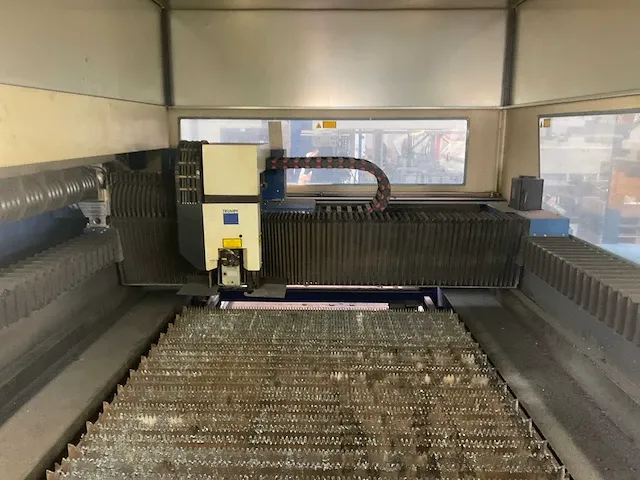 2008 trumpf truflow 5030 classic lasersnijmachine - afbeelding 2 van  29