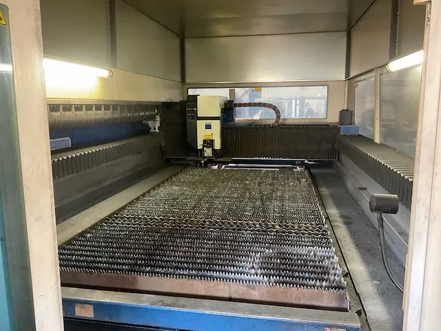 2008 trumpf truflow 5030 classic lasersnijmachine - afbeelding 27 van  29